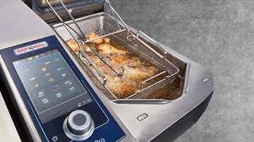 Deep-frying with the iVario. Without compromises. | RATIONAL